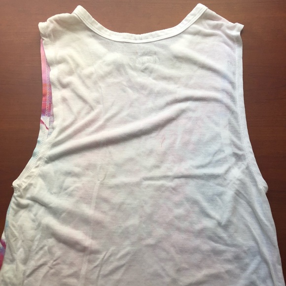Muscle Tee - Picture 2 of 2